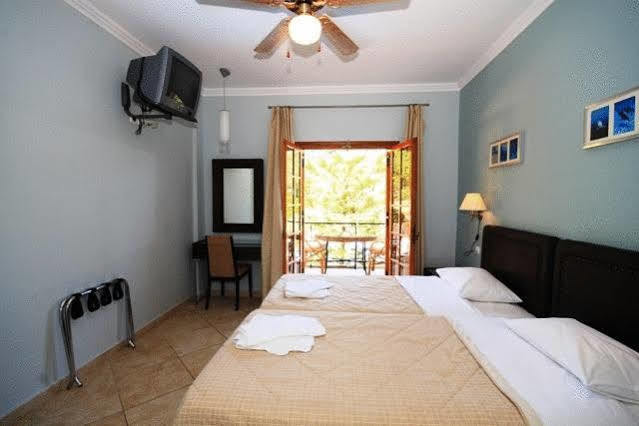 Bella Vista Hotel And Apartments Parga Eksteriør billede